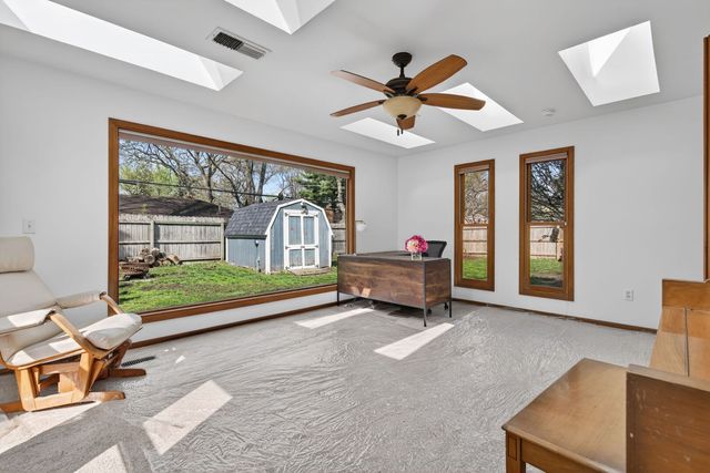 451 Colorado Avenue, Aurora, IL 60506