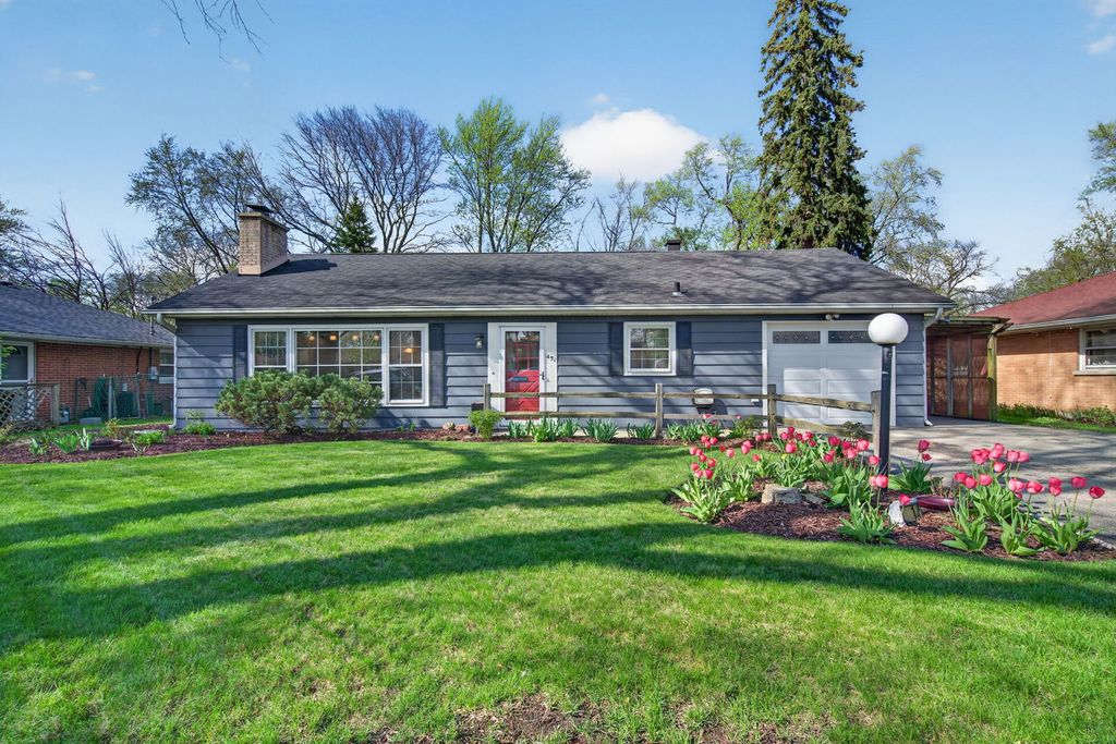 451 Colorado Avenue, Aurora, IL 60506