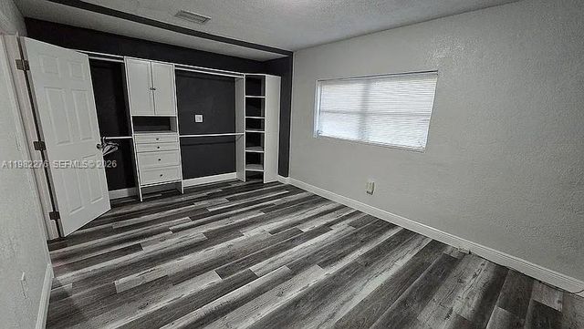 521 E Evanston Cir, Fort Lauderdale, FL 33312