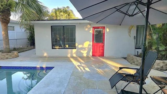 521 E Evanston Cir, Fort Lauderdale, FL 33312