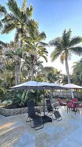 521 E Evanston Cir, Fort Lauderdale, FL 33312