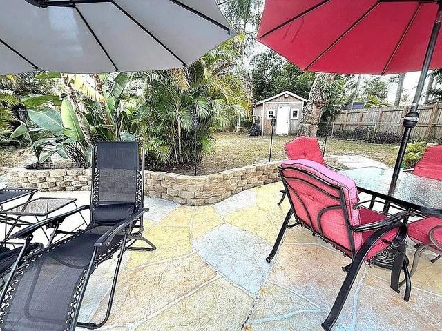 521 E Evanston Cir, Fort Lauderdale, FL 33312