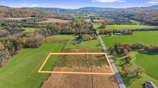 Oran Delphi Road, Pompey, NY 13104