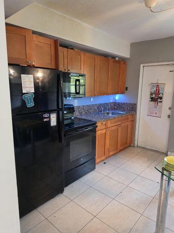 5926 TAFT Street, Hollywood, FL 33021