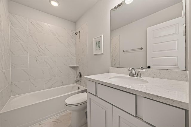 8522 Belfast Manor Ln, Richmond, TX 77407