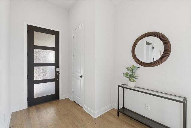 225 Diamondback DR, Georgetown, TX 78628