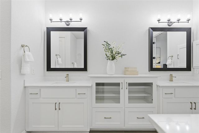 225 Diamondback DR, Georgetown, TX 78628