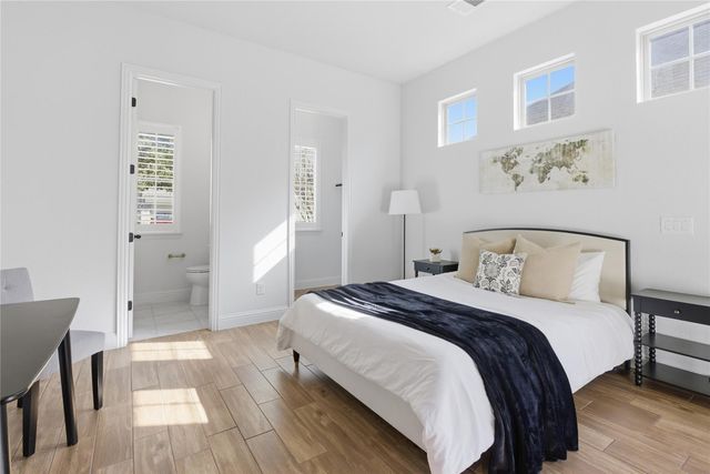 225 Diamondback DR, Georgetown, TX 78628