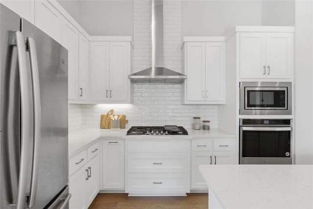 225 Diamondback DR, Georgetown, TX 78628