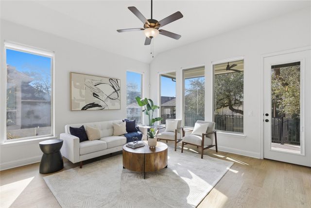 225 Diamondback DR, Georgetown, TX 78628