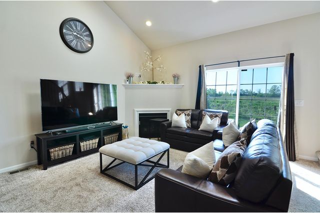 4481 Bridgeview Lane, Canton, MI 48188