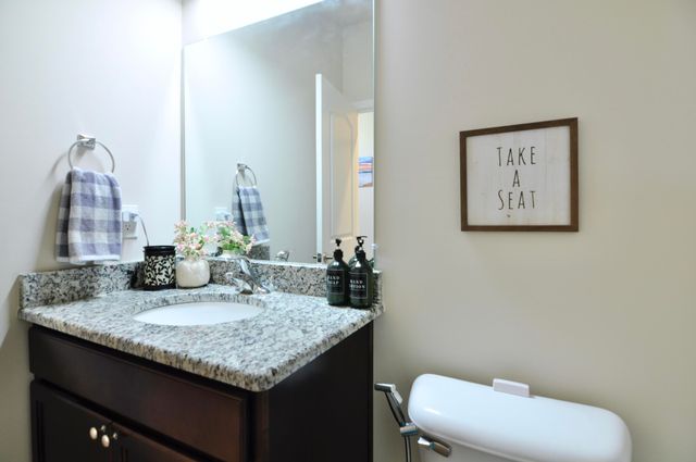 4481 Bridgeview Lane, Canton, MI 48188