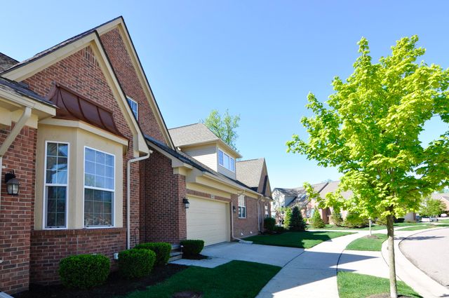 4481 Bridgeview Lane, Canton, MI 48188
