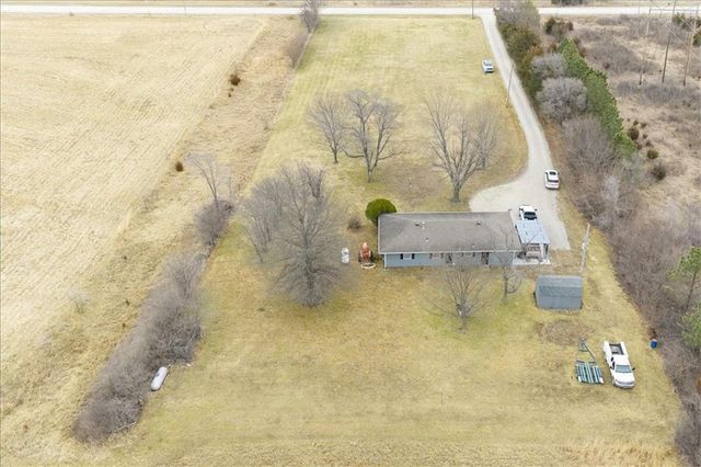 13854 238th Street, Lawrence, KS 66044