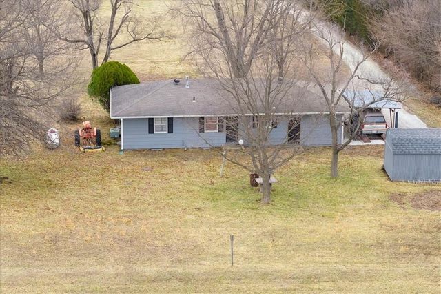 13854 238th Street, Lawrence, KS 66044