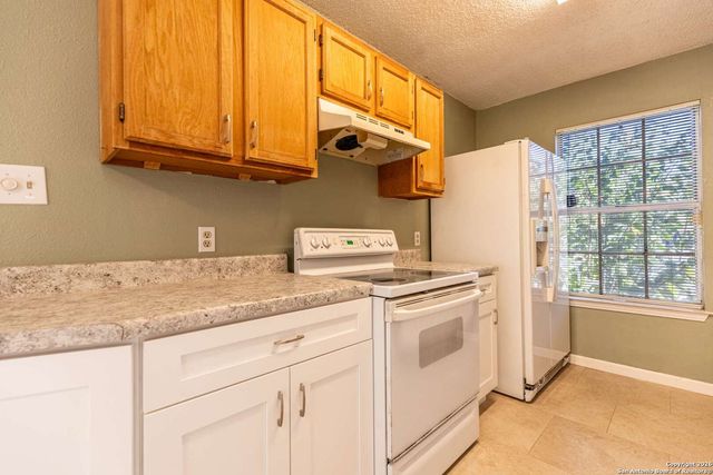 2914 Jardines, San Antonio, TX 78237