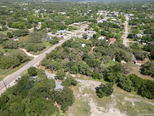 1005 4TH ST, Blanco, TX 78606