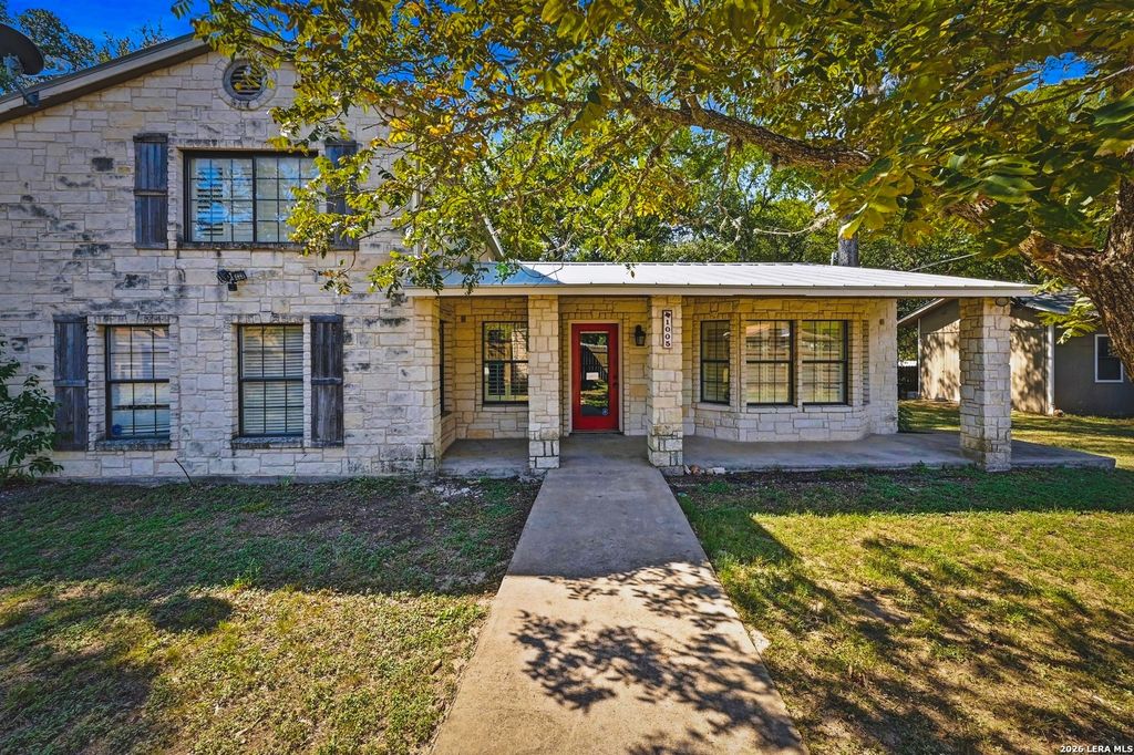 1005 4TH ST, Blanco, TX 78606