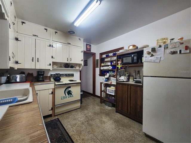1604 28TH STREET W, Bradenton, FL 34205