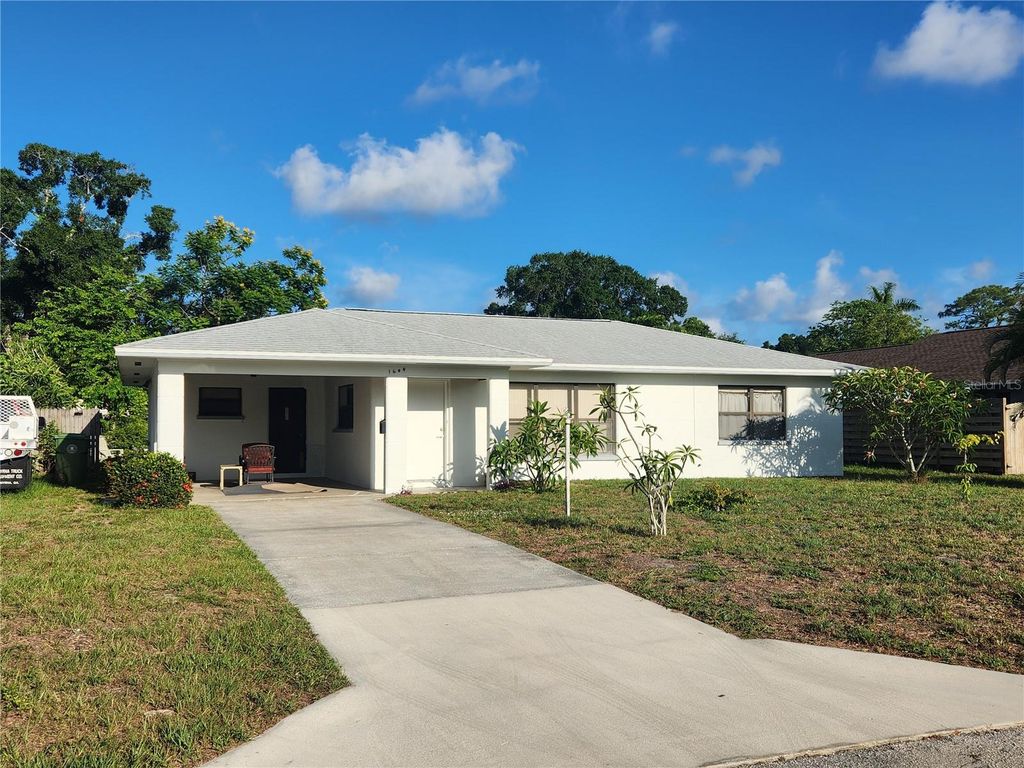 1604 28TH STREET W, Bradenton, FL 34205