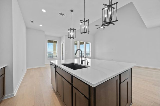 8021 Royal Mint CV, Lago Vista, TX 78645