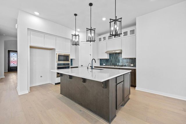 8021 Royal Mint CV, Lago Vista, TX 78645