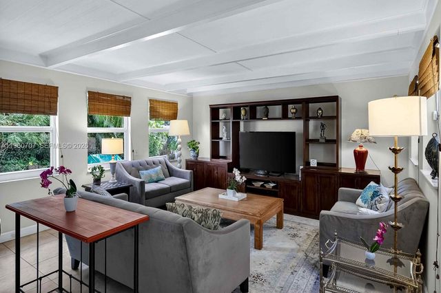 46 NE 100th St, Miami Shores, FL 33138