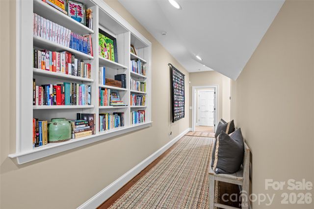 1585 Cold Mountain Road, Lake Toxaway, NC 28747