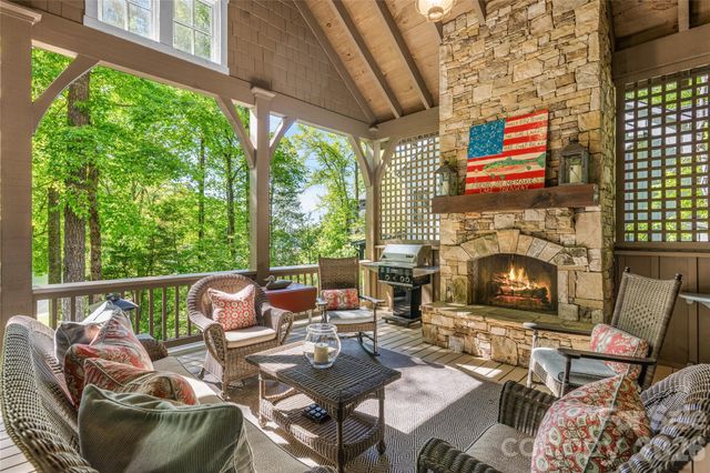 1585 Cold Mountain Road, Lake Toxaway, NC 28747