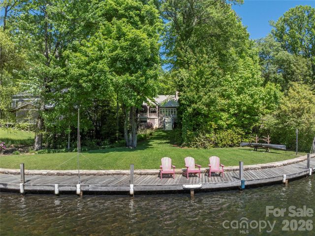 1585 Cold Mountain Road, Lake Toxaway, NC 28747