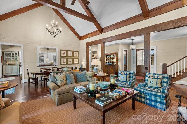 1585 Cold Mountain Road, Lake Toxaway, NC 28747