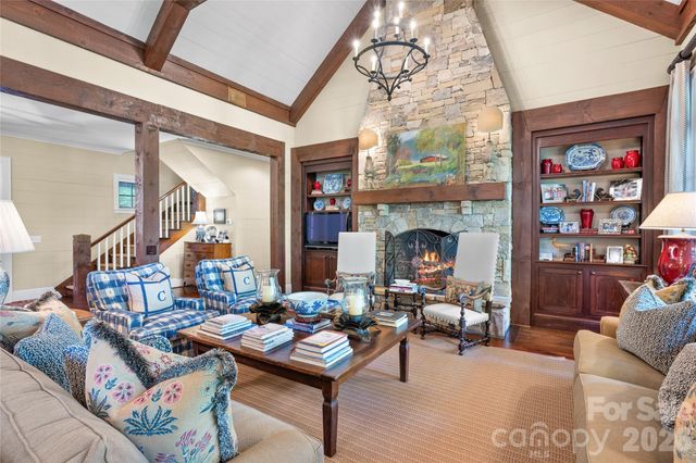 1585 Cold Mountain Road, Lake Toxaway, NC 28747