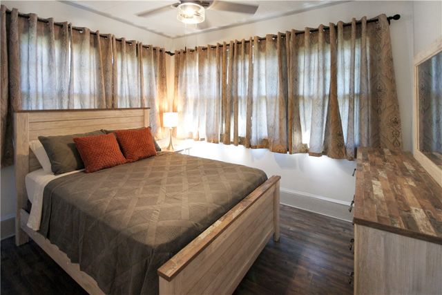 413 S Depot Street, Seneca, SC 29678