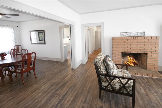 413 S Depot Street, Seneca, SC 29678