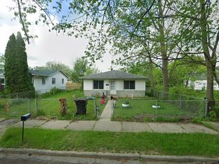542 Harvey Avenue, Pontiac, MI 48341