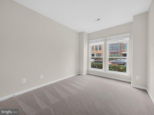 20415 CODMAN DR, Ashburn, VA 20147