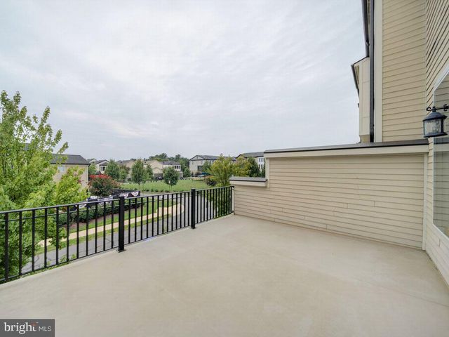 20415 CODMAN DR, Ashburn, VA 20147