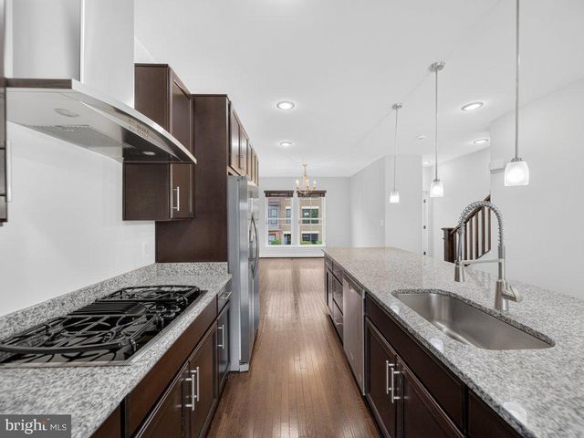 20415 CODMAN DR, Ashburn, VA 20147