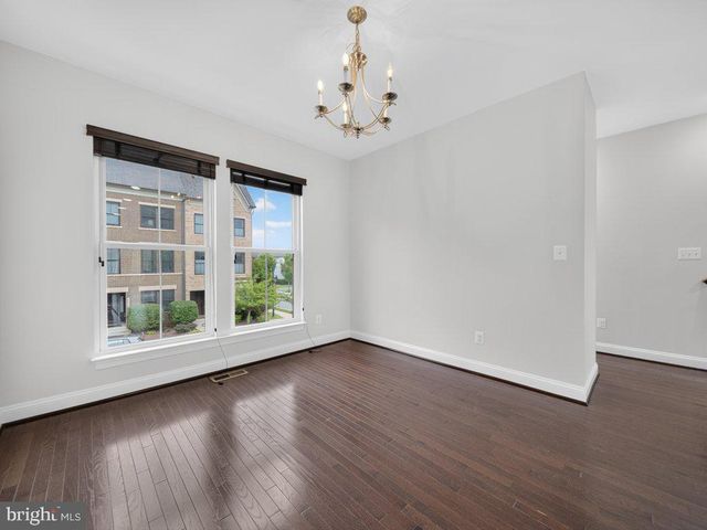20415 CODMAN DR, Ashburn, VA 20147