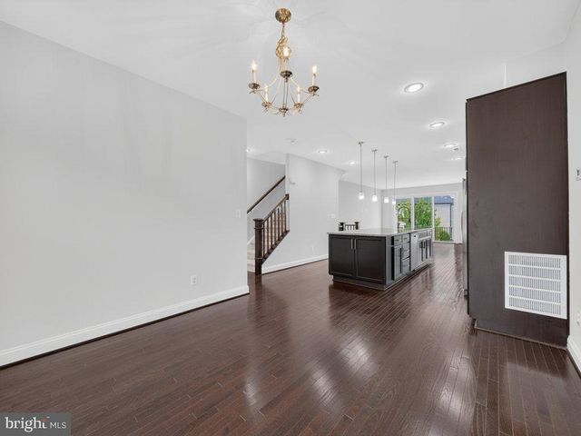 20415 CODMAN DR, Ashburn, VA 20147