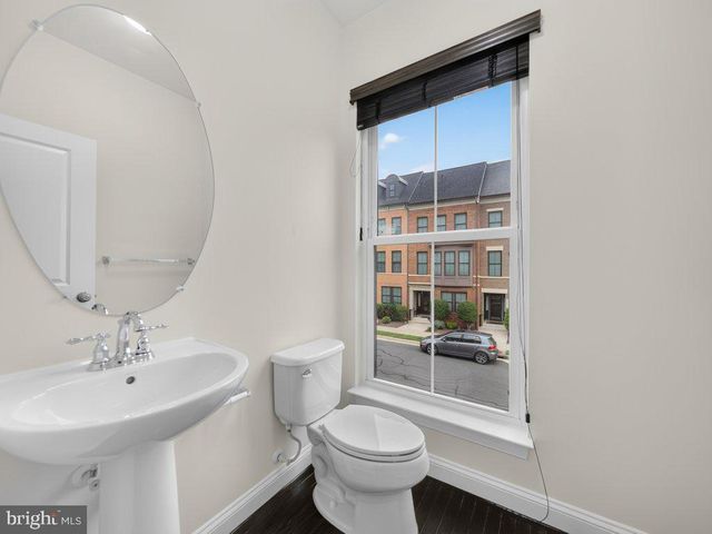 20415 CODMAN DR, Ashburn, VA 20147