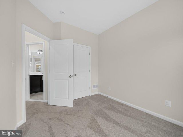 20415 CODMAN DR, Ashburn, VA 20147