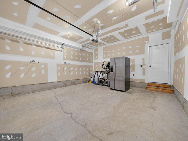 20415 CODMAN DR, Ashburn, VA 20147