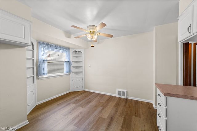 11117 Vernon Avenue, Garfield Heights, OH 44125