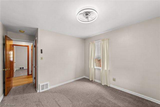 11117 Vernon Avenue, Garfield Heights, OH 44125