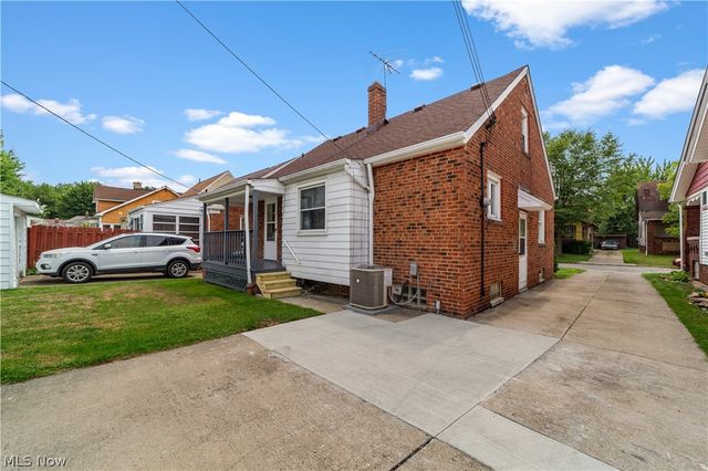 11117 Vernon Avenue, Garfield Heights, OH 44125