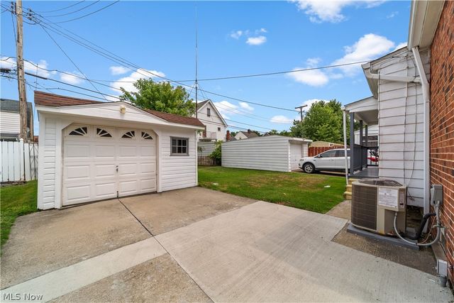 11117 Vernon Avenue, Garfield Heights, OH 44125