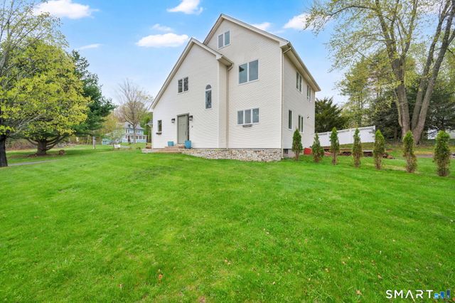 10 Grant Farm Road, Manchester, CT 06040