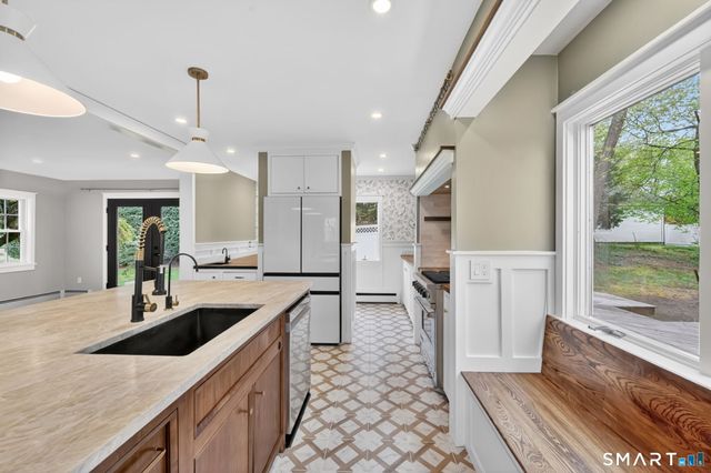 10 Grant Farm Road, Manchester, CT 06040