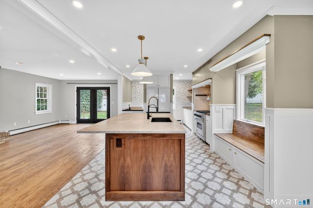 10 Grant Farm Road, Manchester, CT 06040